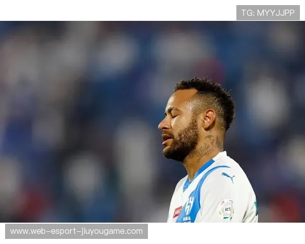 内马尔灵巧过人三连晃，沙特赛场沸腾